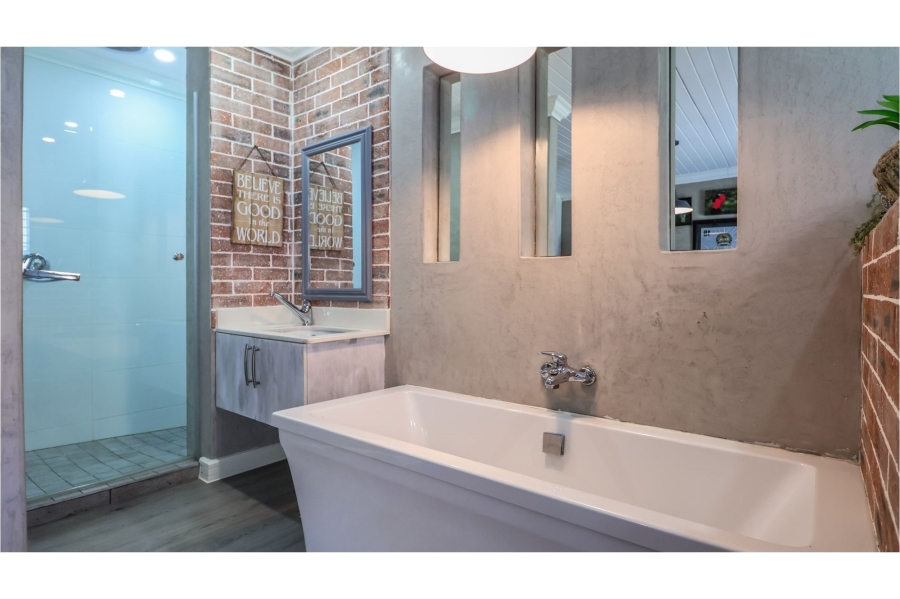 5 Bedroom Property for Sale in Num Num Cape Estate Western Cape